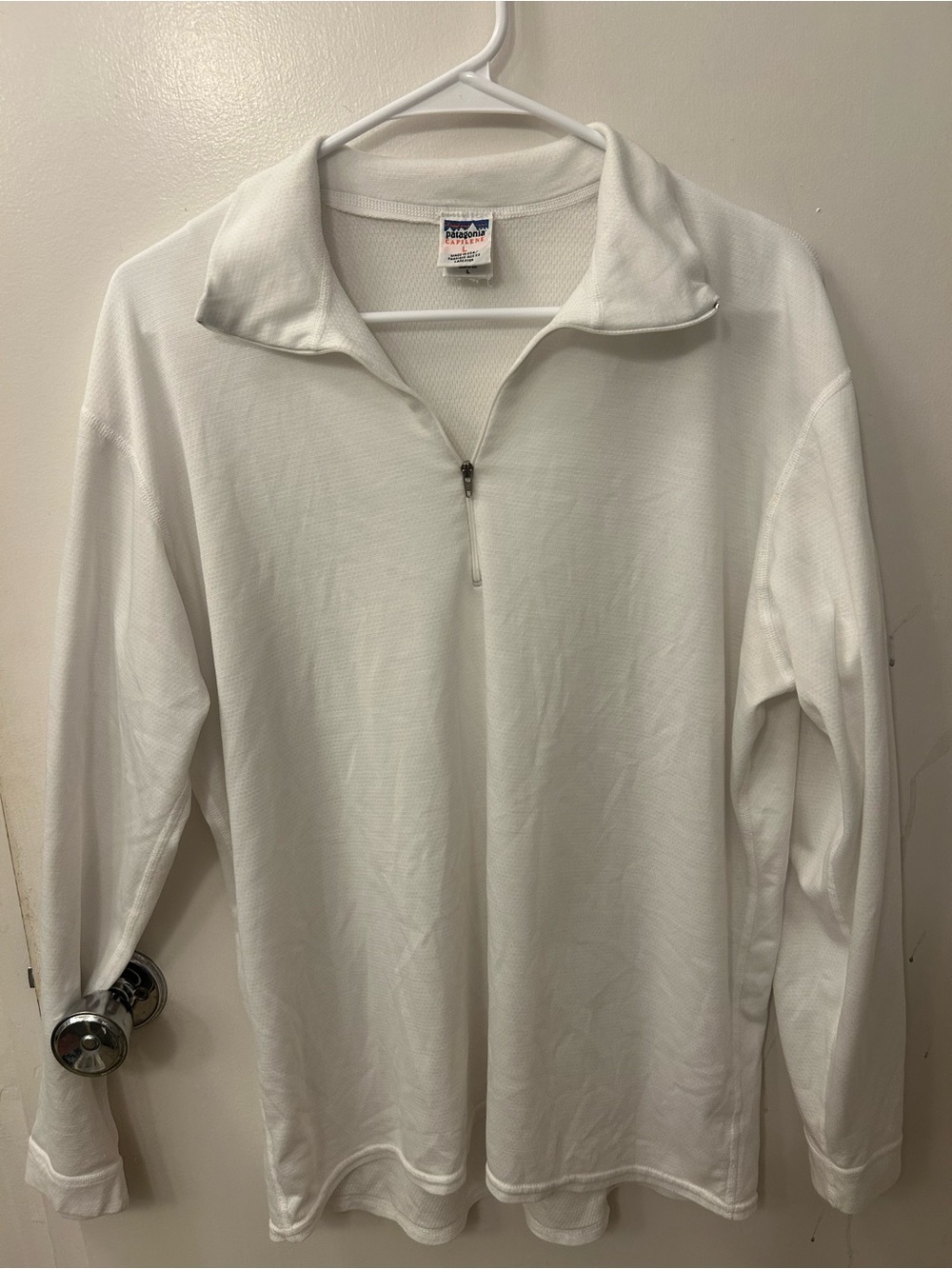 Patagonia Men’s White Quarter-Zip Pullover